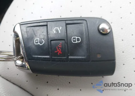 2019 Volkswagen Tiguan 2.0T Se/2.0T Sel/2.0T Sel R-Line/2.0T Sel R-Line Black from USA, damaged, VIN 3VV2B7AX3KM004357